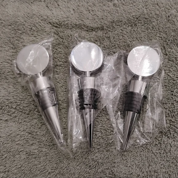 Art Glass Beverage Bottle Stoppers, Set of 3 - Picture 3 of 12